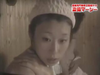 Japonsko ženy sauna sexuálny sliedič 4