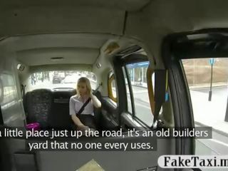 Pervers amateur blondine passenger facialed door wellustig driver