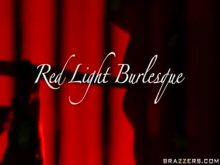 Rdeča svetloba burleska