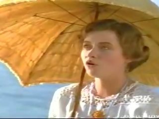 Milla jovovich - návrat na the modrý lagoon - 2